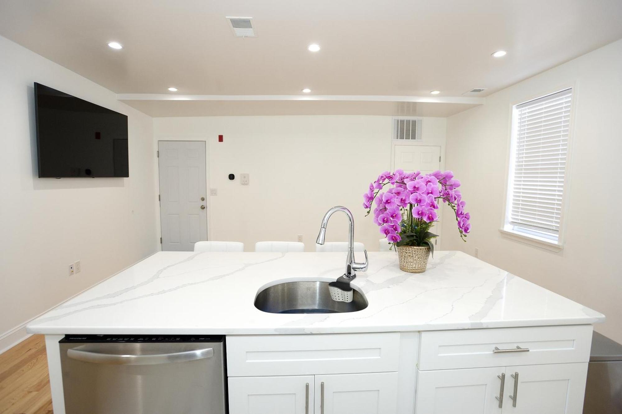 Spacious And Brand New Apartment In Point Breeze - Prime Location Philadelphia Buitenkant foto